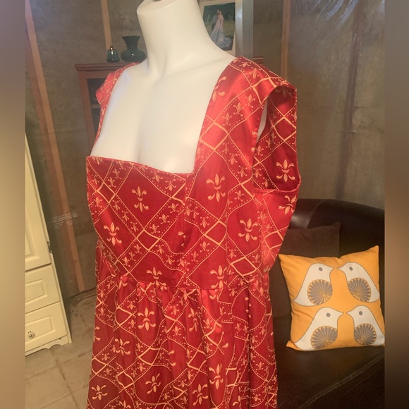 Rick red and gold gown. Plus size XXL.  Corset back. - Picture 2 of 9